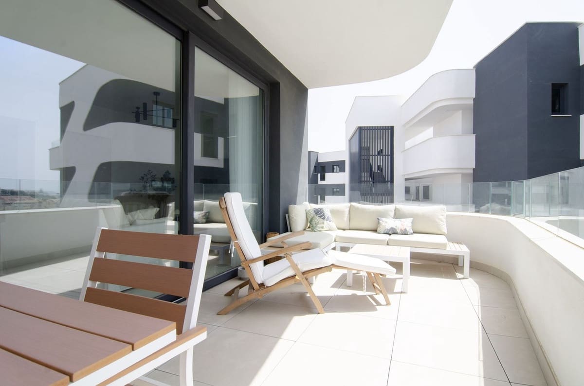 2 slaapkamer Appartement te koop in Fuengirola - € 459.000 (Ref: 9972575)