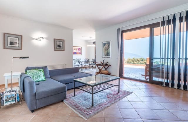 3 bedroom Apartment for sale in La Mairena, Ojen with pool garage - € 449,000 (Ref: 9972580)