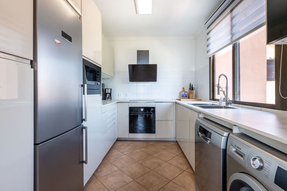 3 Zimmer Apartment zu verkaufen in La Mairena mit Pool Garage - 449.000 € (Ref: 9972580)