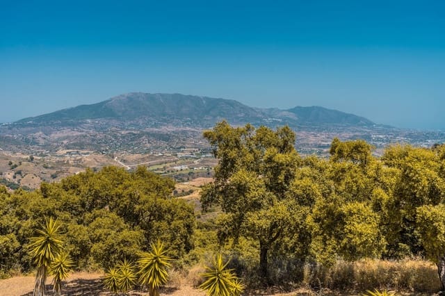3 bedroom Apartment for sale in La Mairena, Ojen with pool garage - € 449,000 (Ref: 9972580)