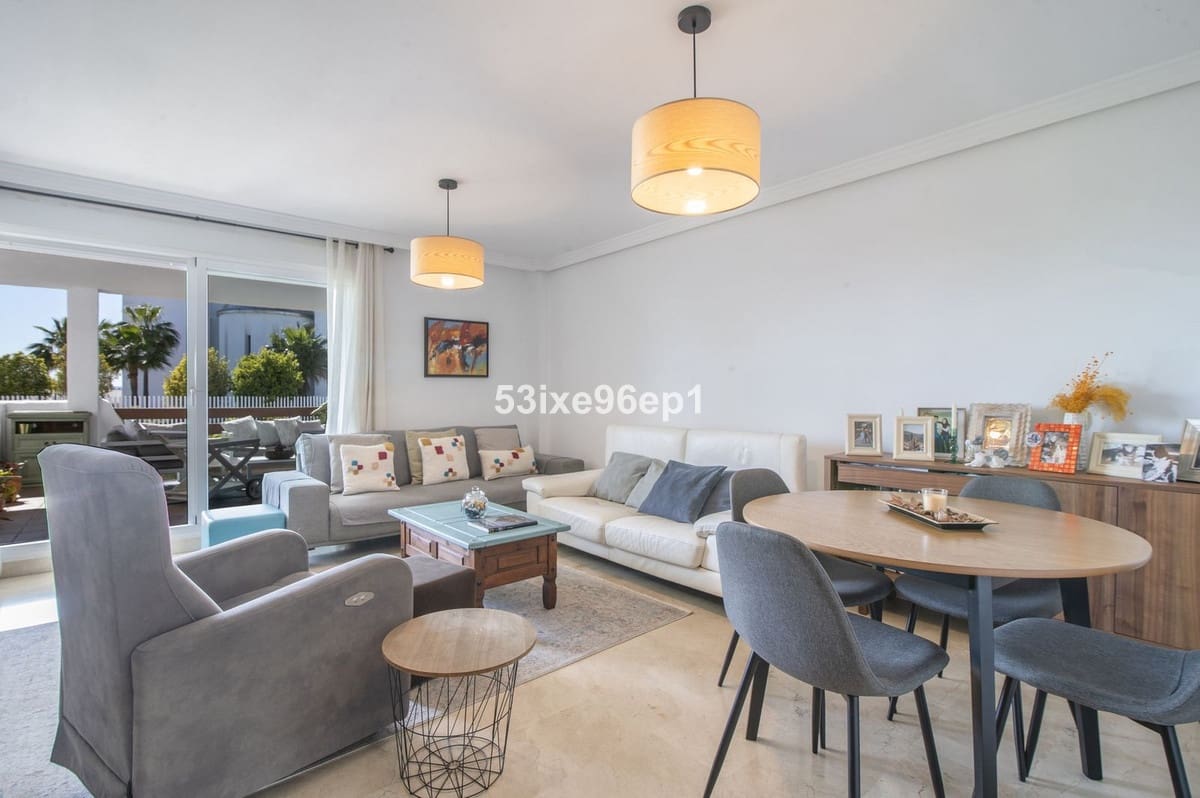 Apartamento de 3 habitaciones en New Golden Mile en venta con piscina - 449.000 € (Ref: 9972583)