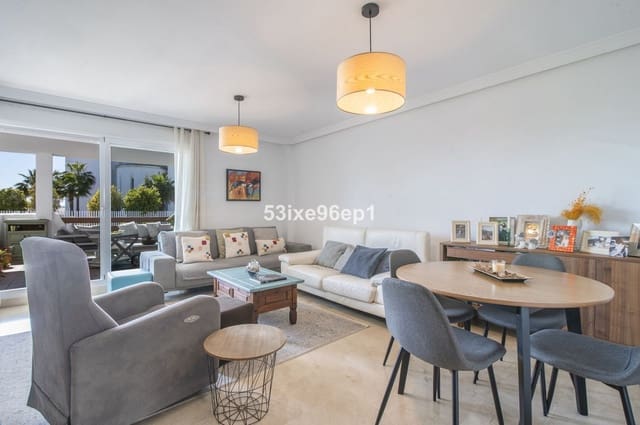 Apartamento de 3 habitaciones en Selwo, Estepona en venta con piscina - 449.000 € (Ref: 9972583)
