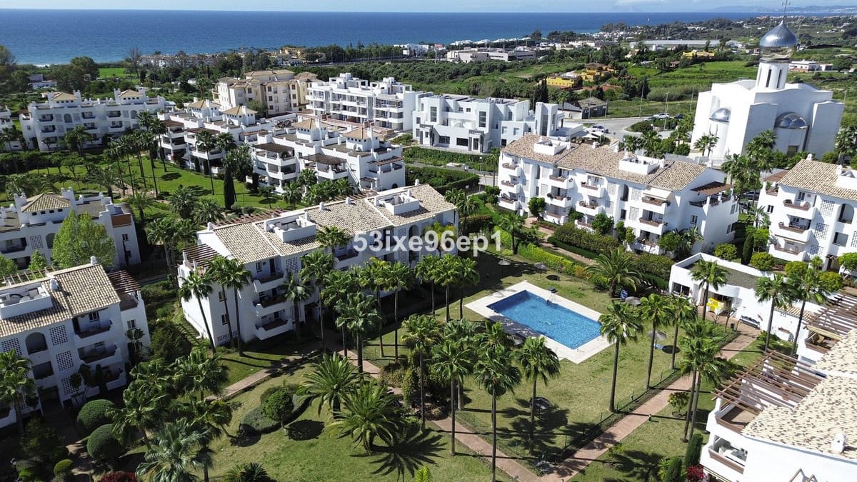Apartamento de 3 habitaciones en New Golden Mile en venta con piscina - 449.000 € (Ref: 9972583)
