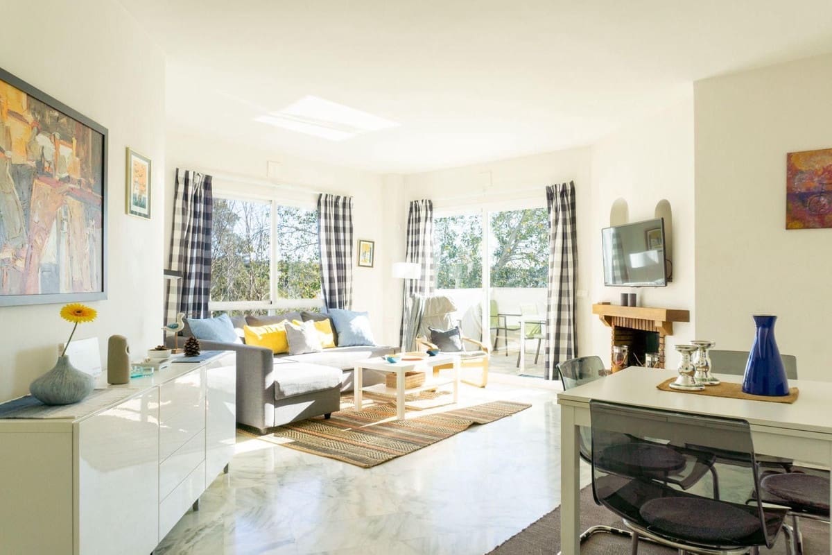 2 makuuhuone Huoneisto myytävänä paikassa Elviria mukana uima-altaan - 435 000 € (Ref: 9972587)