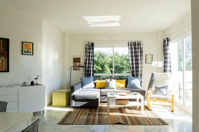 2 sypialnia Apartament na sprzedaż w Elviria, Marbella z basenem - 435 000 € (Ref: 9972587)