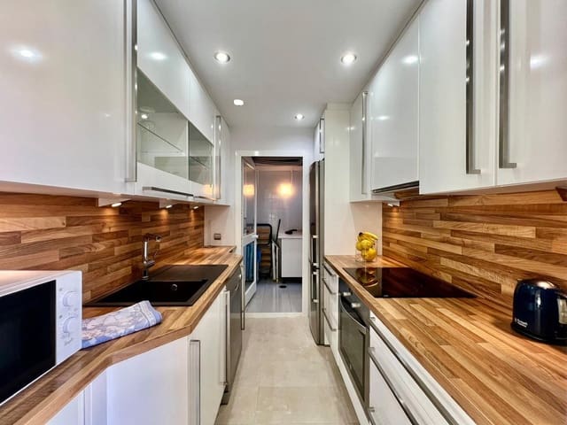 2 sypialnia Apartament na sprzedaż w Elviria, Marbella z basenem - 435 000 € (Ref: 9972587)
