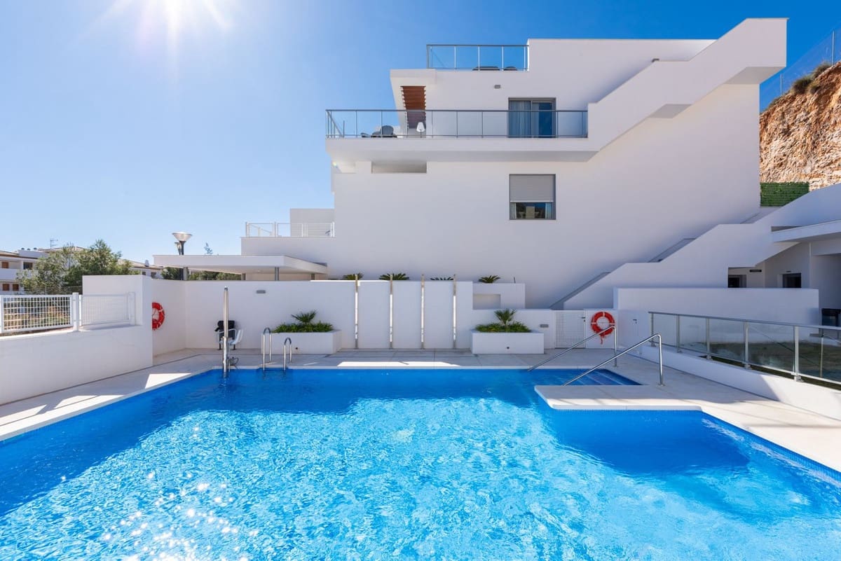 3 soveværelse Lejlighed til salg i Benalmadena med swimmingpool garage - € 459.000 (Ref: 9972588)