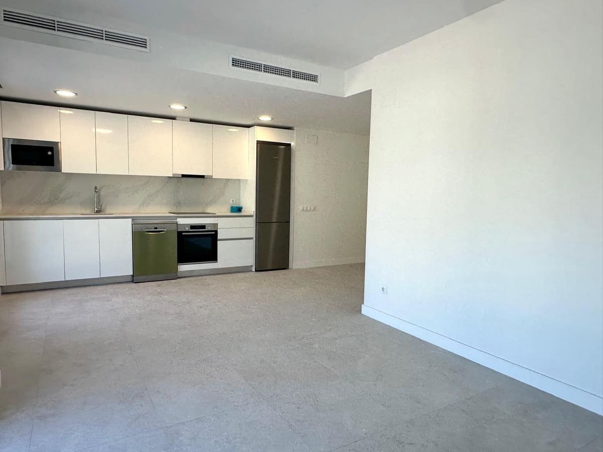 3 soveværelse Lejlighed til salg i Benalmadena med swimmingpool garage - € 459.000 (Ref: 9972588)