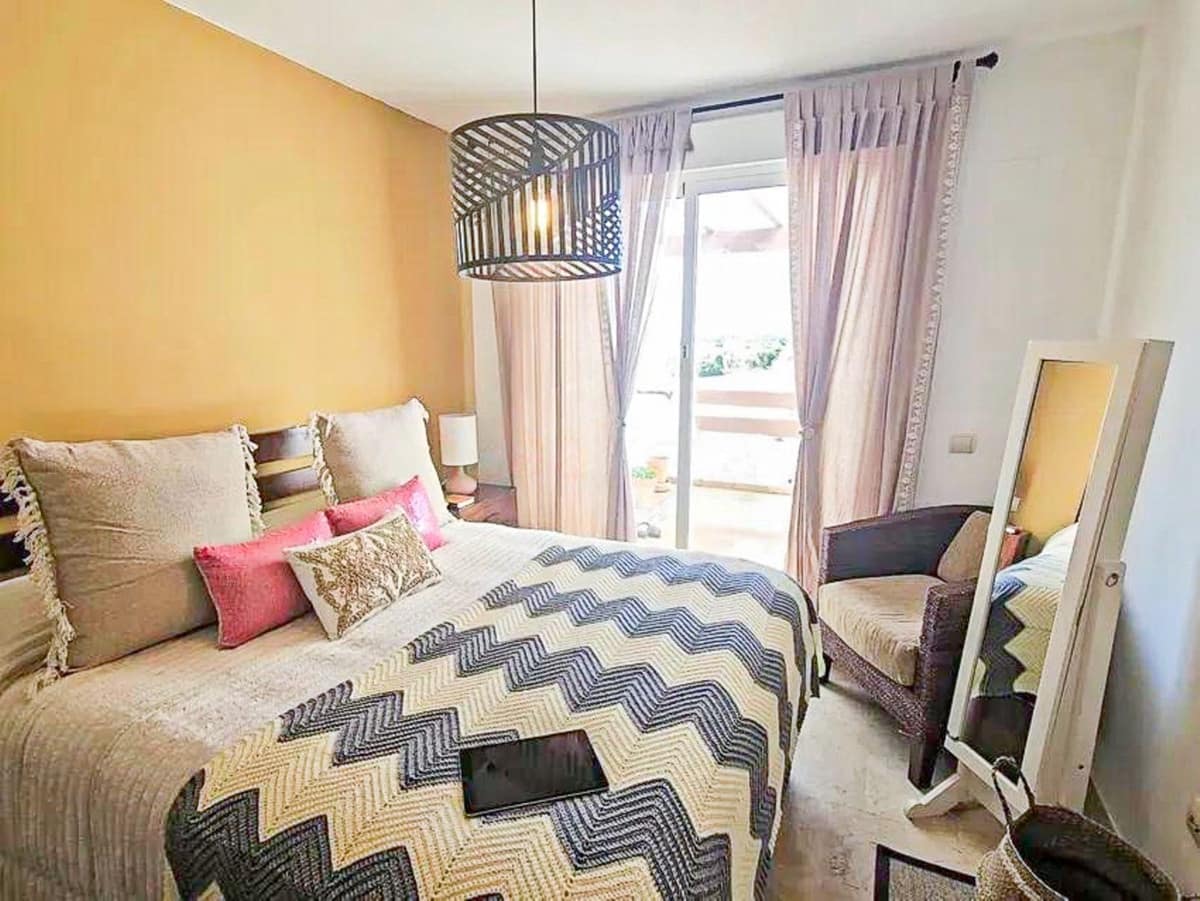 3 soverom Leilighet til salgs i New Golden Mile med svømmebasseng garasje - € 449 000 (Ref: 9972590)