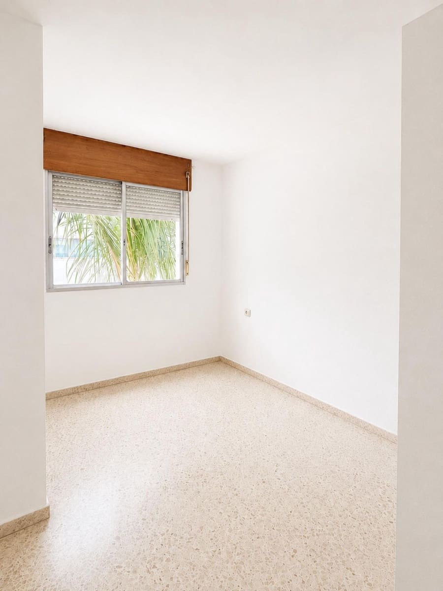 3 soveværelse Lejlighed til salg i Fuengirola med swimmingpool - € 457.000 (Ref: 9972591)