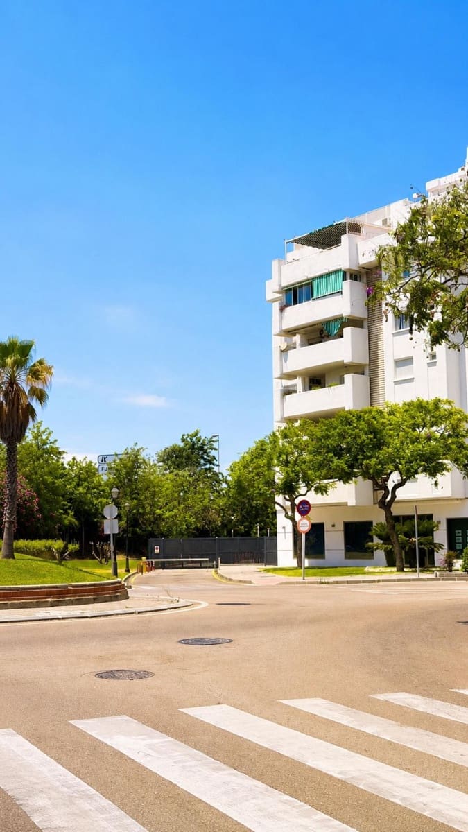 3 soveværelse Lejlighed til salg i Fuengirola med swimmingpool - € 457.000 (Ref: 9972591)