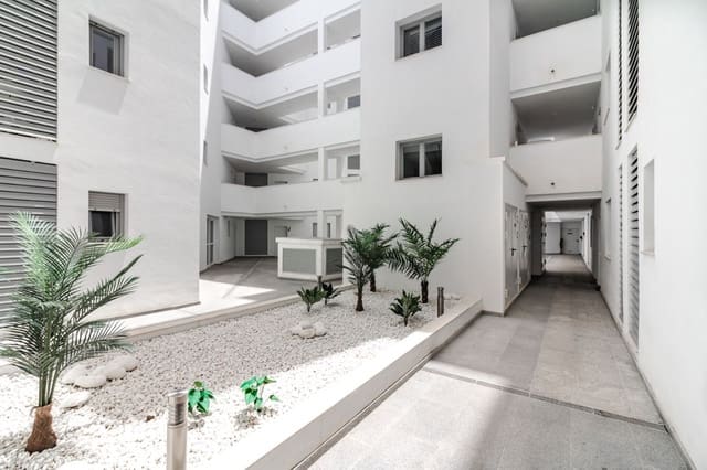2 soverom Leilighet til salgs i Nueva Andalucia, Marbella med svømmebasseng - € 435 000 (Ref: 9972593)