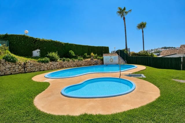 2 makuuhuone Huvila myytävänä paikassa El Faro, Mijas mukana uima-altaan - 425 000 € (Ref: 9972594)
