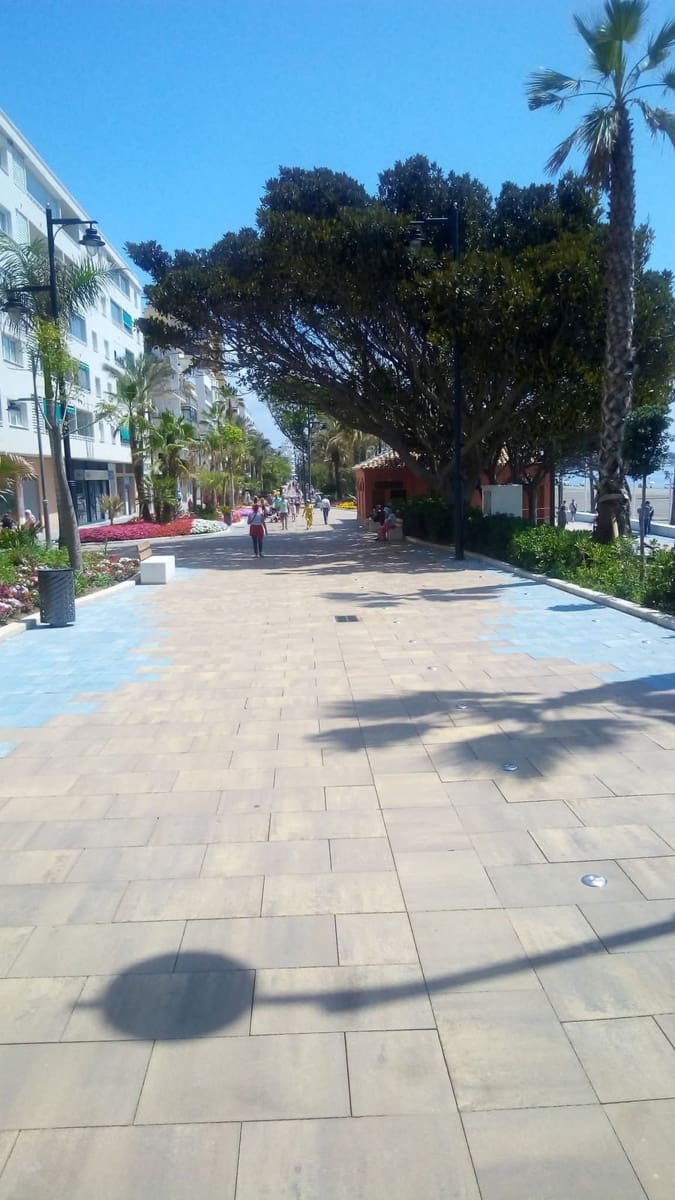 Apartamento de 3 habitaciones en Estepona en venta - 410.000 € (Ref: 9972595)