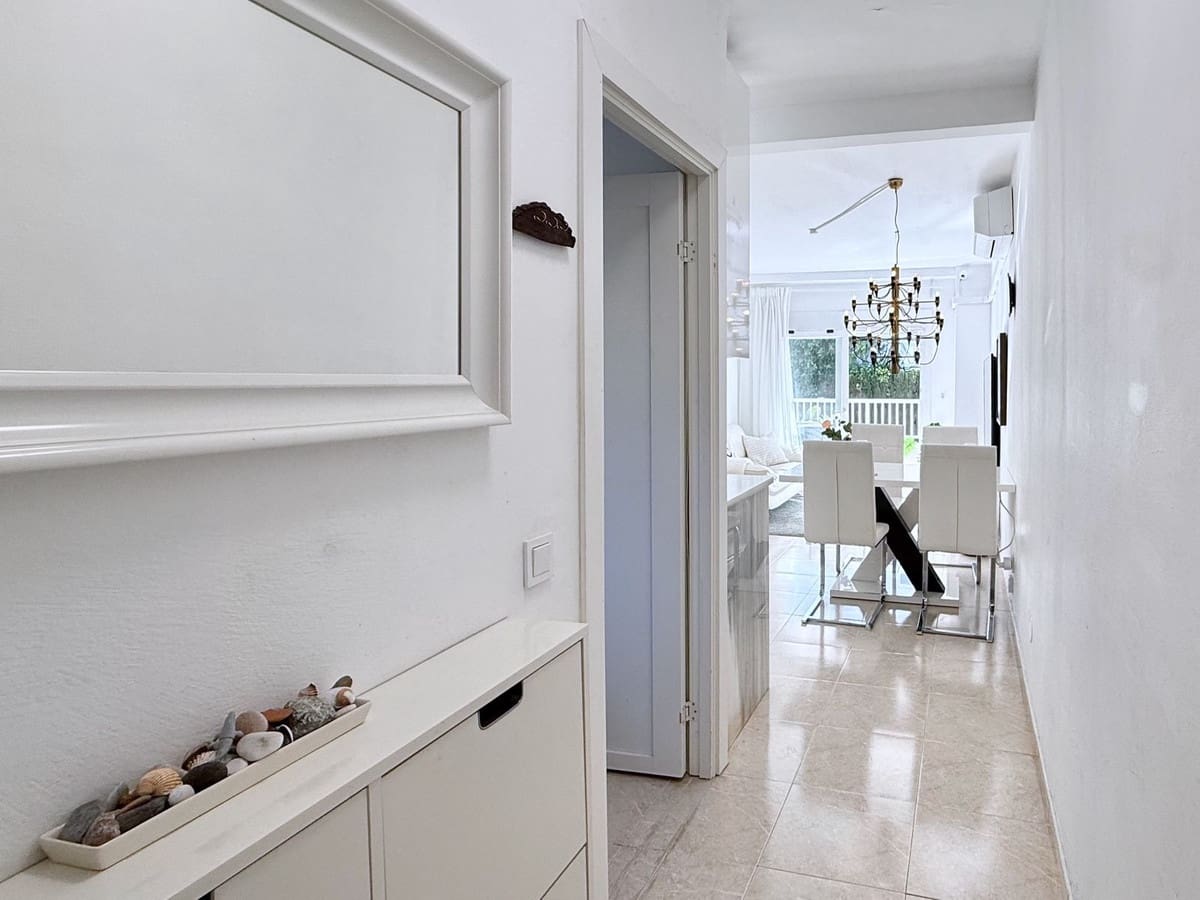 2 soverom Leilighet til salgs i Golden Mile med svømmebasseng - € 449 000 (Ref: 9972597)
