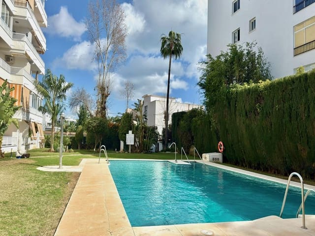 2 soverom Leilighet til salgs i Golden Mile, Marbella med svømmebasseng - € 449 000 (Ref: 9972597)