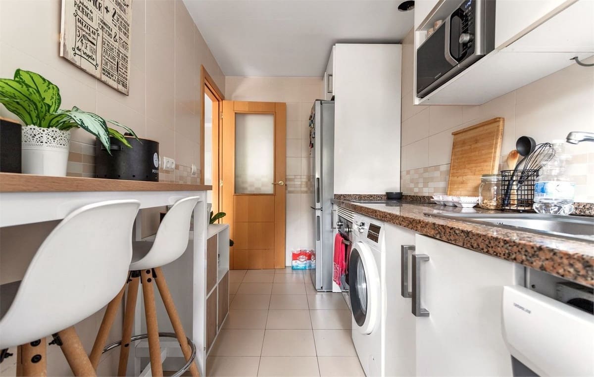 4 bedroom Townhouse for sale in Benalmadena Costa with garage - € 429,000 (Ref: 9972598)