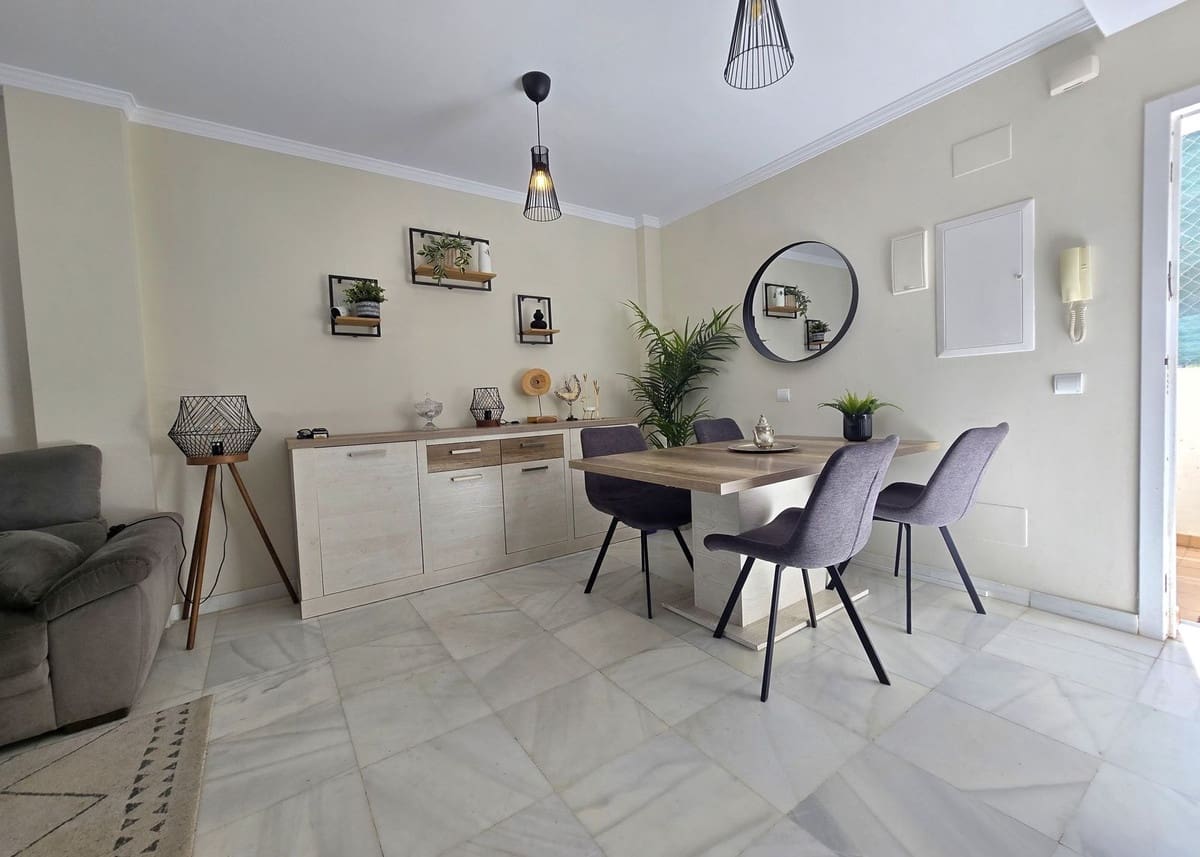 4 bedroom Townhouse for sale in Benalmadena Costa with garage - € 429,000 (Ref: 9972598)