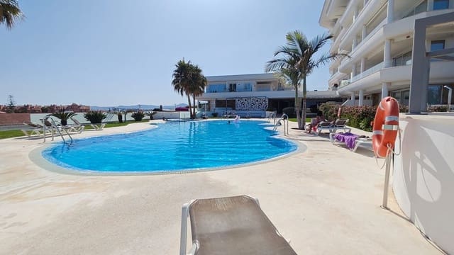 Apartamento de 2 habitaciones en Torreblanca, Fuengirola en venta con piscina garaje - 425.000 € (Ref: 9972600)