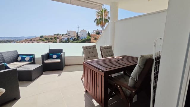 Apartamento de 2 habitaciones en Torreblanca, Fuengirola en venta con piscina garaje - 425.000 € (Ref: 9972600)
