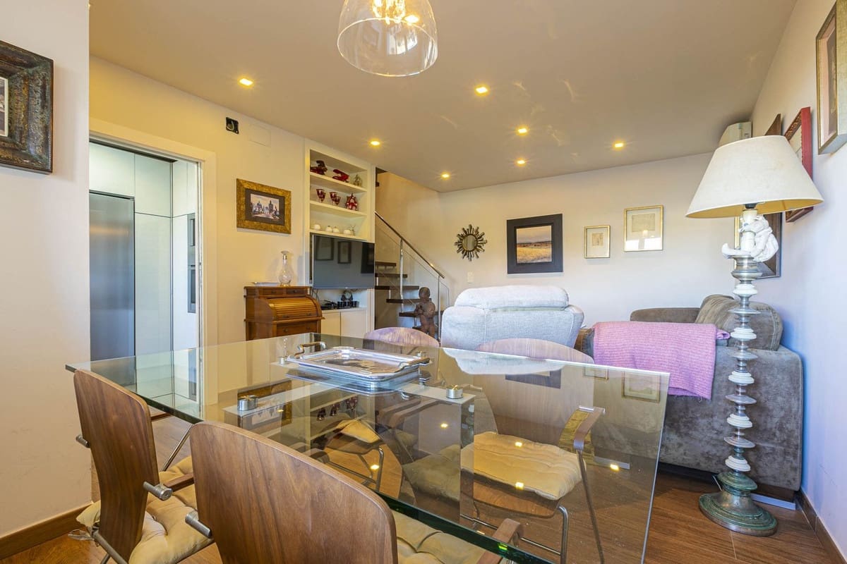 3 bedroom Townhouse for sale in La Cala de Mijas with pool - € 435,000 (Ref: 9972602)
