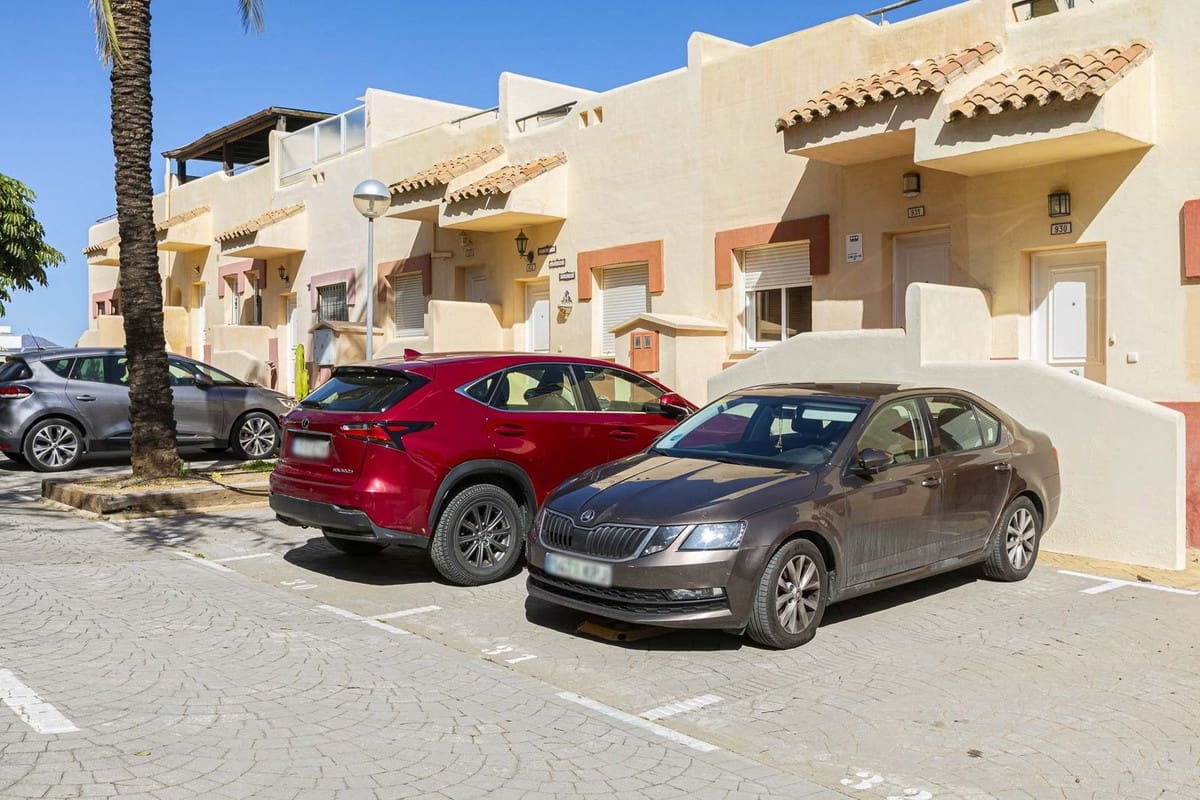 3 bedroom Townhouse for sale in La Cala de Mijas with pool - € 435,000 (Ref: 9972602)