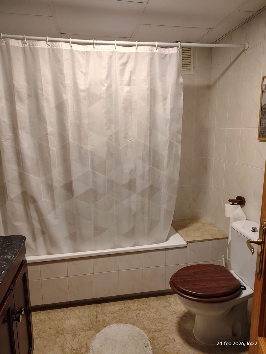 Apartamento de 2 habitaciones en Estepona en venta con piscina garaje - 419.000 € (Ref: 9972607)