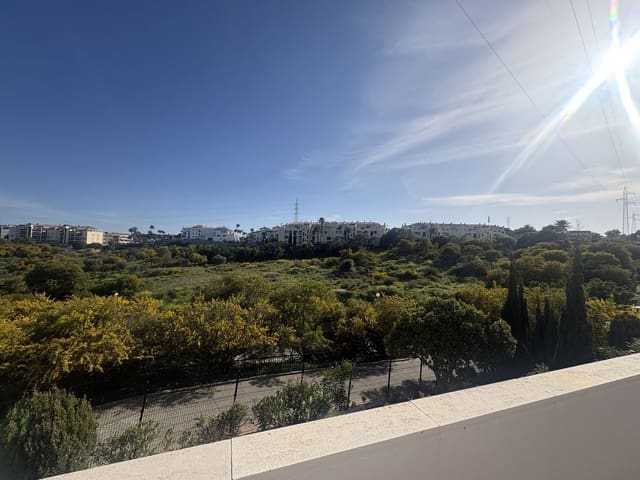 3 soverom Leilighet til salgs i Riviera del Sol, Mijas med svømmebasseng - € 445 000 (Ref: 9972609)