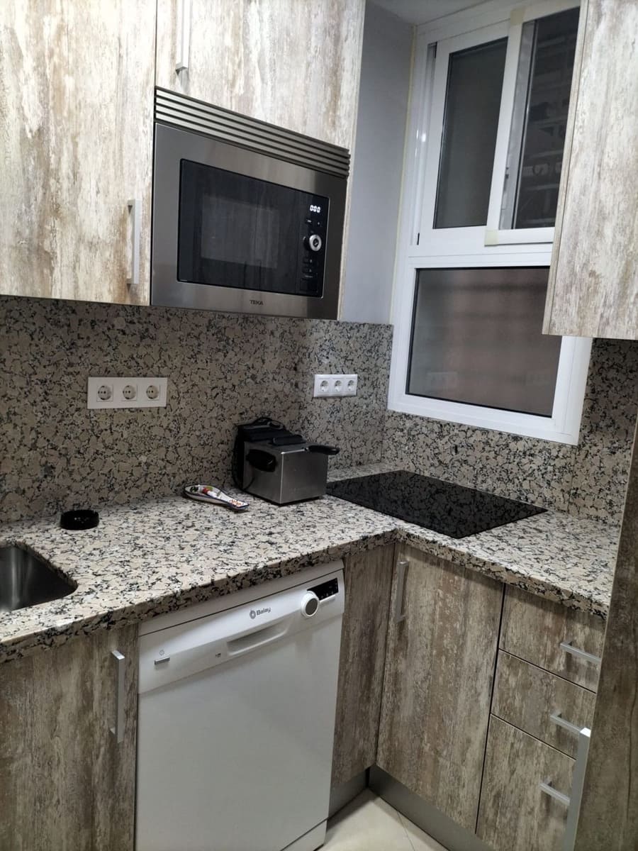 1 soverom Leilighet til salgs i Fuengirola - € 479 000 (Ref: 9972610)