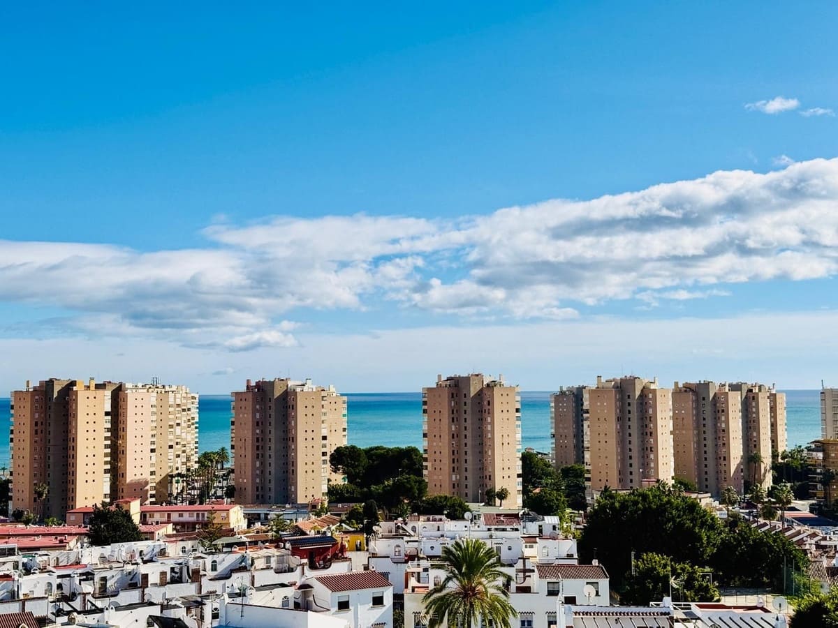 2 soverom Leilighet til salgs i Torremolinos med svømmebasseng - € 488 000 (Ref: 9972612)