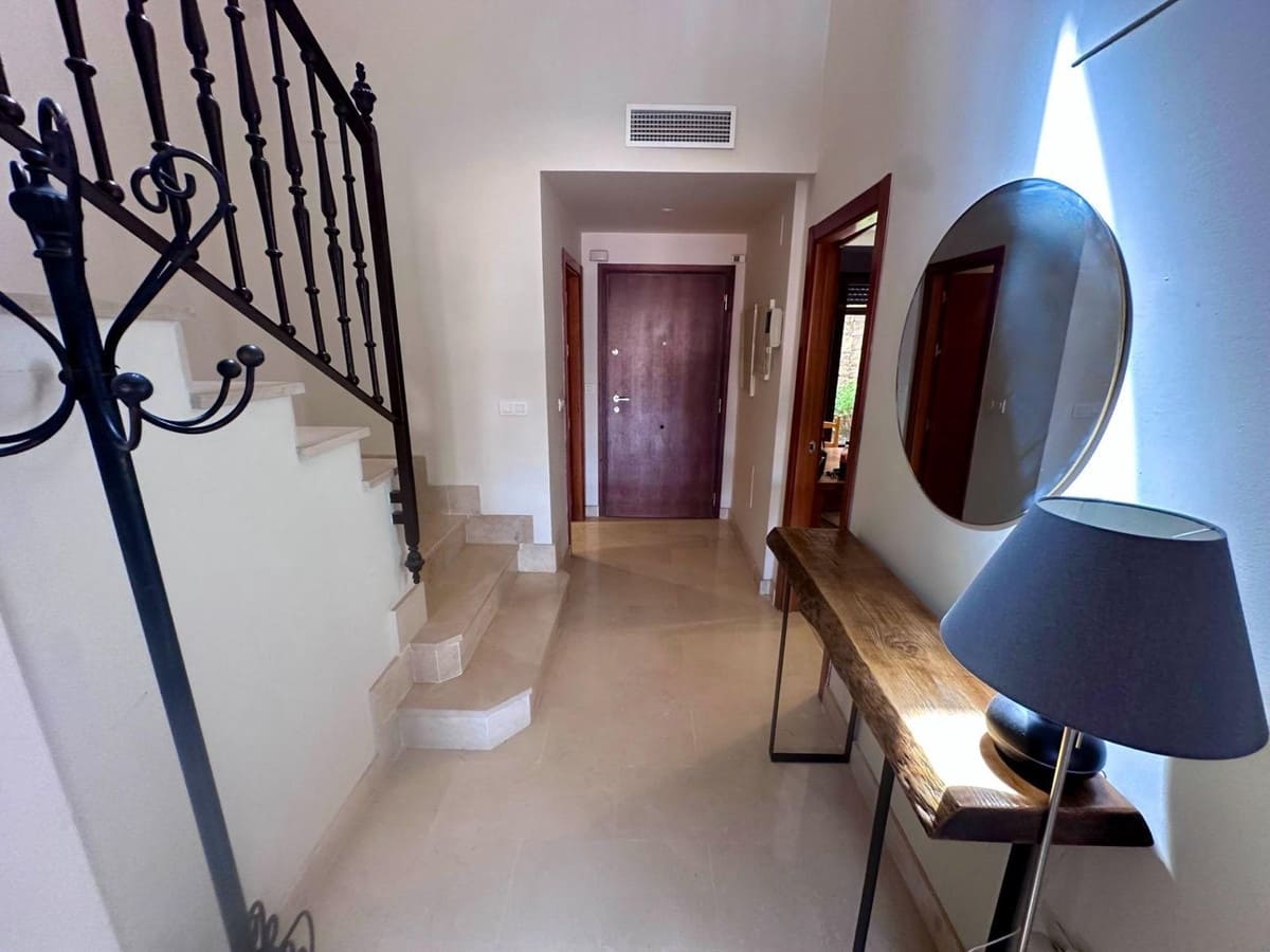 3 soverom Hus til salgs i Estepona med svømmebasseng garasje - € 478 000 (Ref: 9972613)