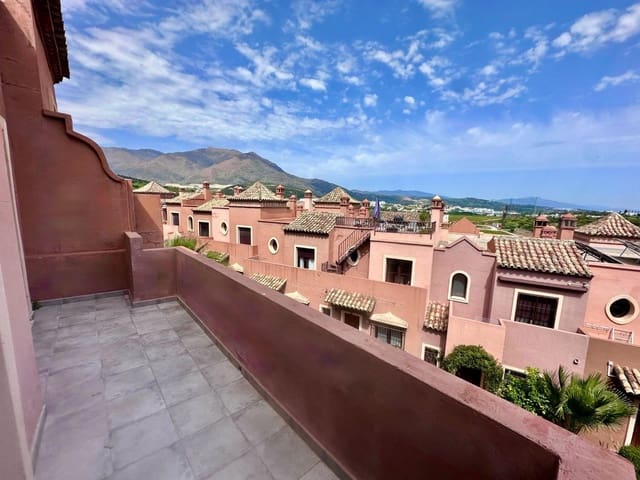 3 soverom Hus til salgs i Estepona med svømmebasseng garasje - € 478 000 (Ref: 9972613)