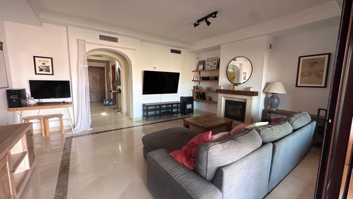 3 soverom Hus til salgs i Estepona med svømmebasseng garasje - € 478 000 (Ref: 9972613)