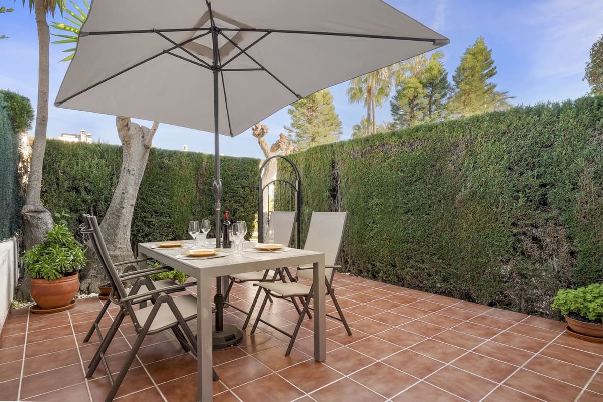 2 slaapkamer Huis te koop in Bel-Air met zwembad - € 435.000 (Ref: 9972615)