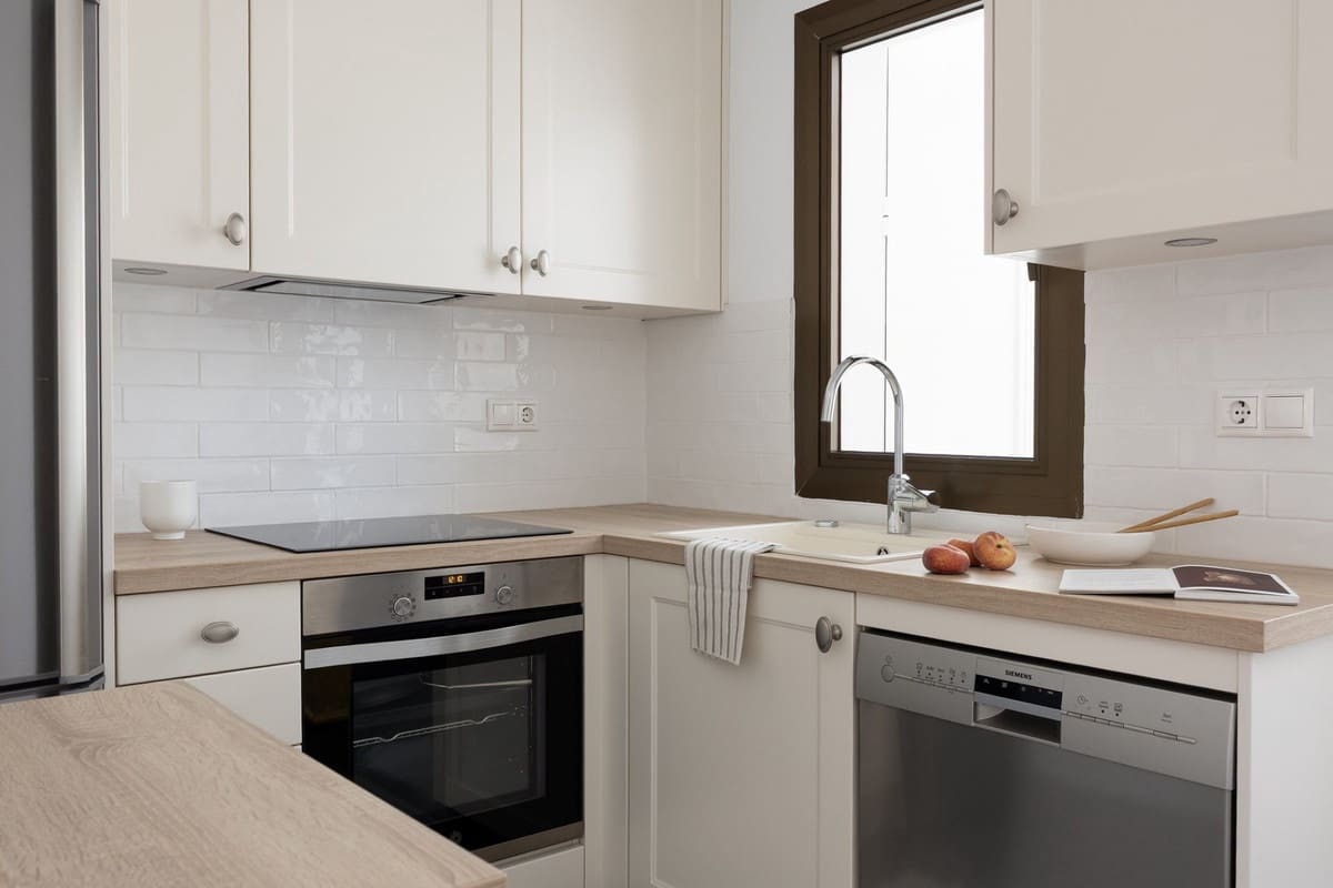 2 slaapkamer Appartement te koop in Mijas Costa met zwembad - € 420.000 (Ref: 9972616)