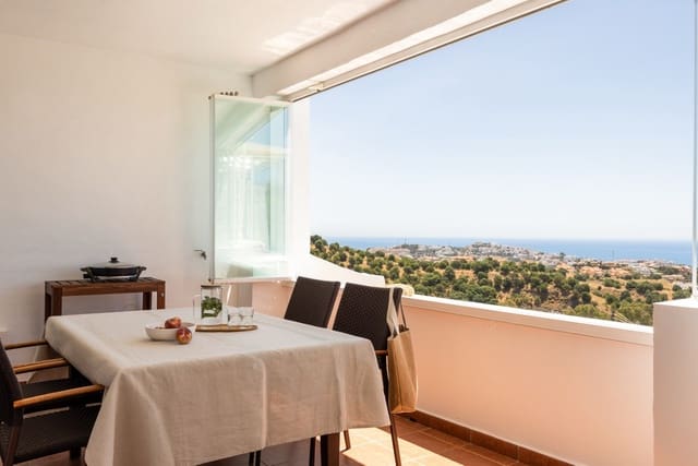 2 slaapkamer Appartement te koop in Mijas Costa, Mijas met zwembad - € 420.000 (Ref: 9972616)