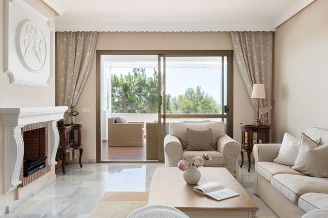 2 slaapkamer Appartement te koop in Mijas Costa, Mijas met zwembad - € 420.000 (Ref: 9972616)