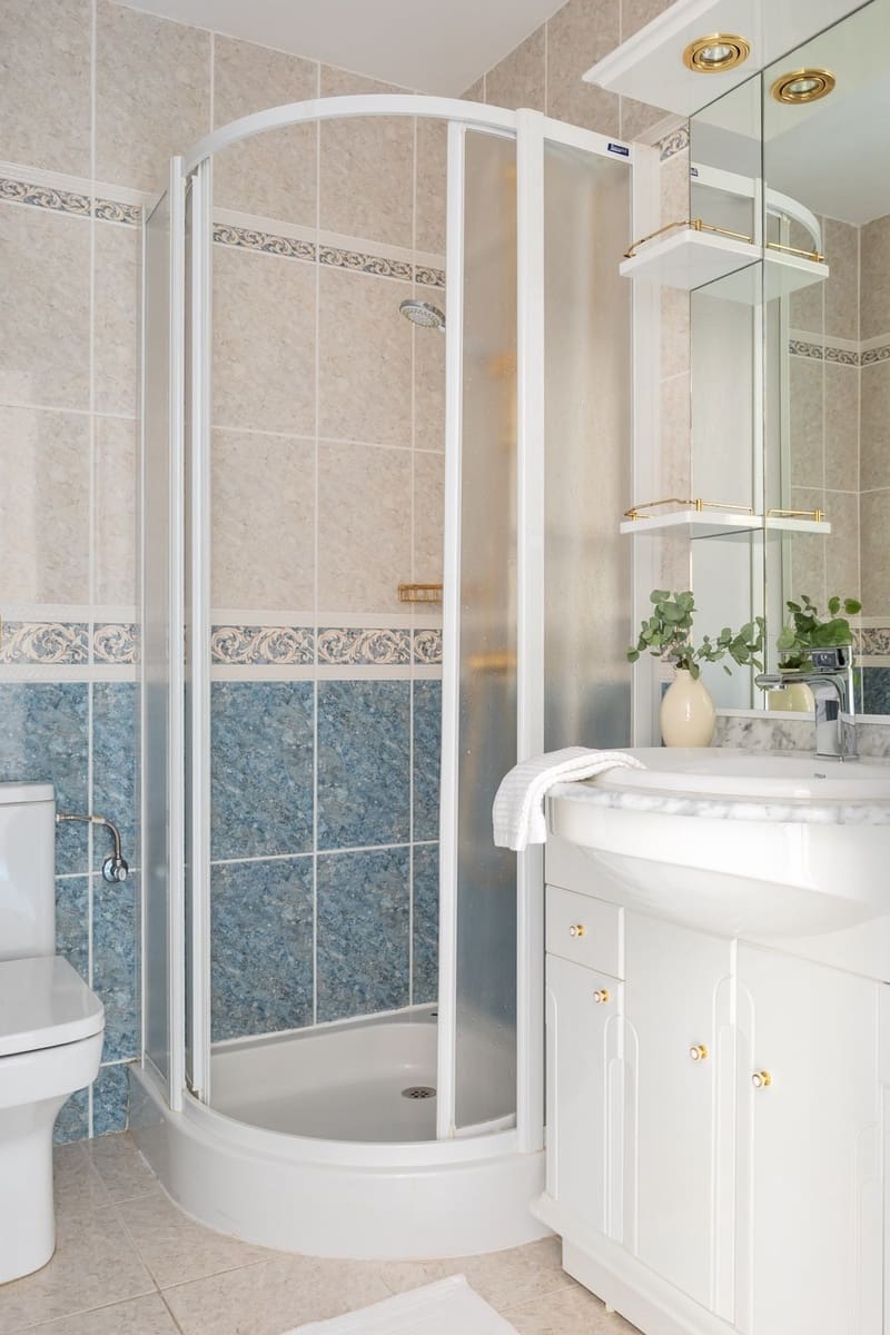 2 slaapkamer Appartement te koop in Mijas Costa met zwembad - € 420.000 (Ref: 9972616)