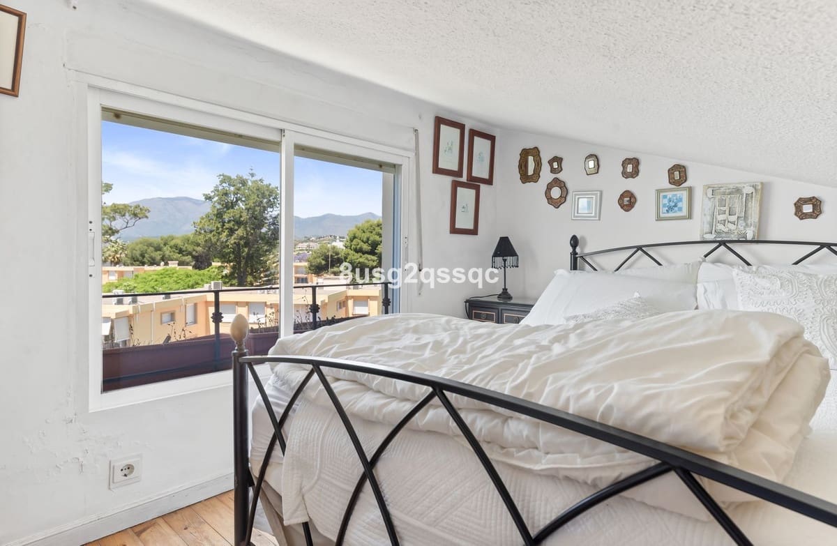 3 sypialnia Apartament na sprzedaż w Estepona - 399 000 € (Ref: 9972617)