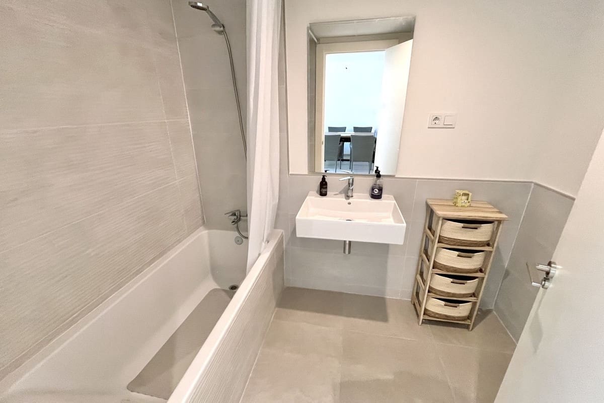 3 bedroom Apartment for sale in La Cala de Mijas with pool - € 489,950 (Ref: 9972622)