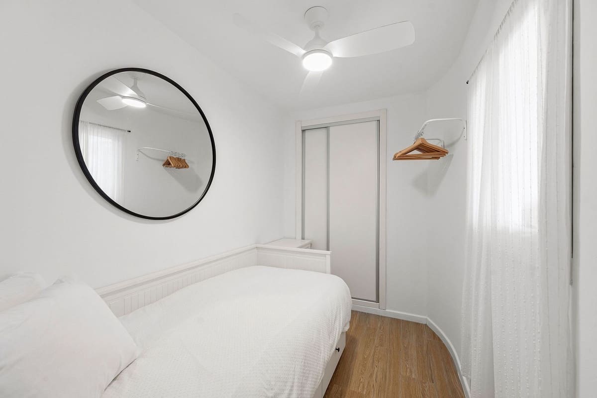 2 soverom Leilighet til salgs i Nueva Andalucia med svømmebasseng - € 449 000 (Ref: 9972624)