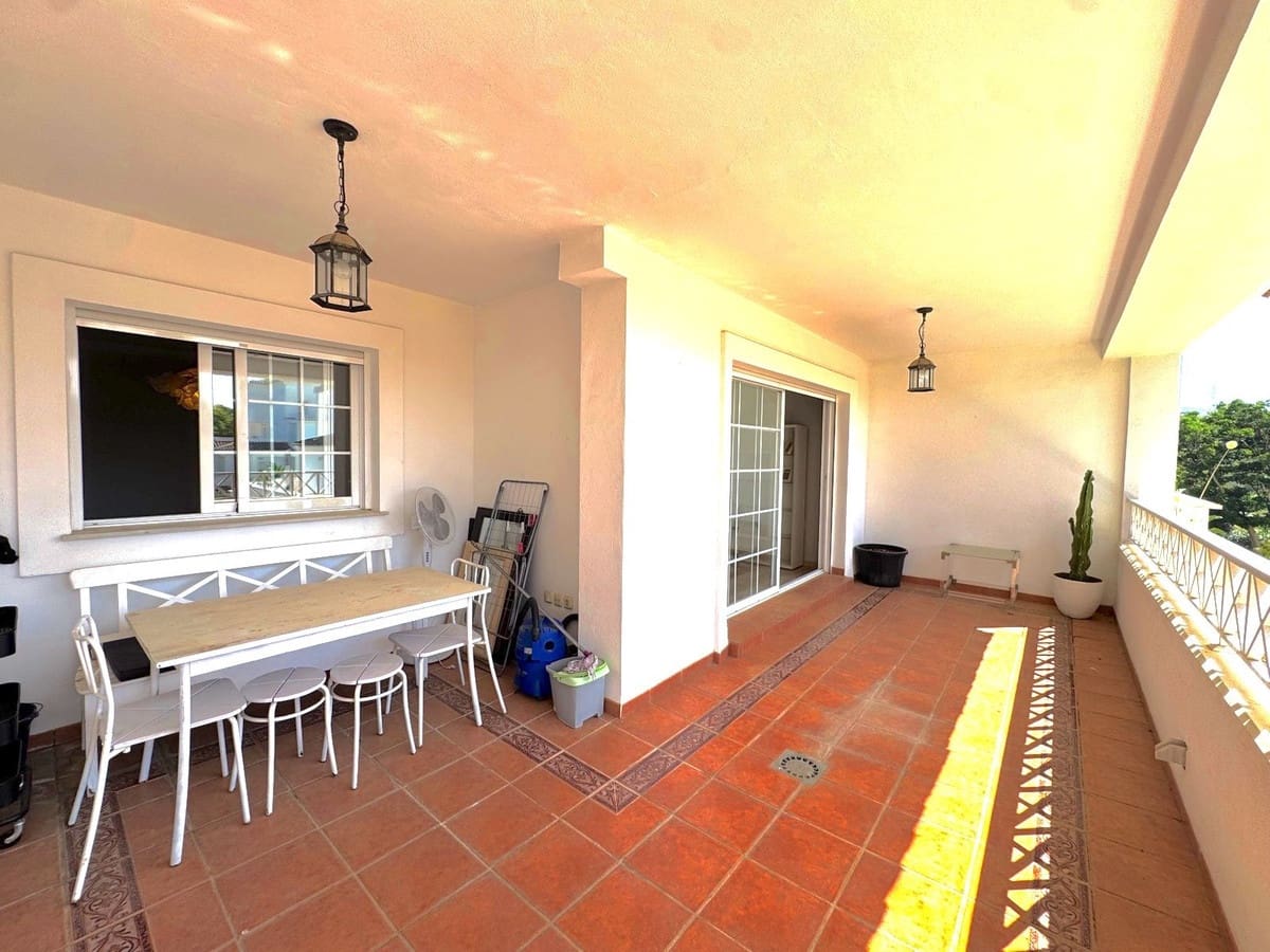 Apartamento de 2 habitaciones en Río Real en venta con piscina garaje - 425.000 € (Ref: 9972625)