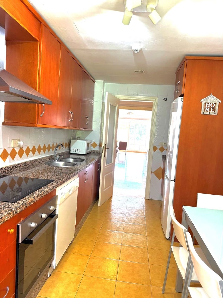 Apartamento de 2 habitaciones en Río Real en venta con piscina garaje - 425.000 € (Ref: 9972625)