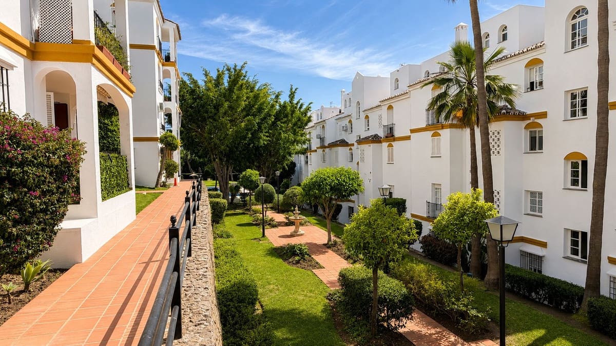 2 bedroom Apartment for sale in Atalaya-Isdabe with pool - € 420,000 (Ref: 9972634)