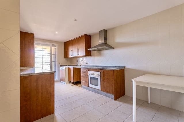 3 soverom Leilighet til salgs i Elviria, Marbella med svømmebasseng - € 450 000 (Ref: 9972640)