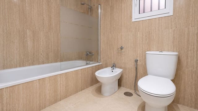 3 soverom Leilighet til salgs i Elviria, Marbella med svømmebasseng - € 450 000 (Ref: 9972640)
