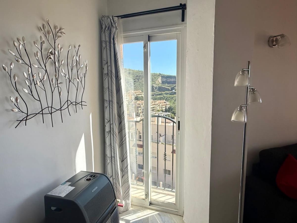 3 bedroom Apartment for sale in Calahonda with pool - € 425,000 (Ref: 9972645)