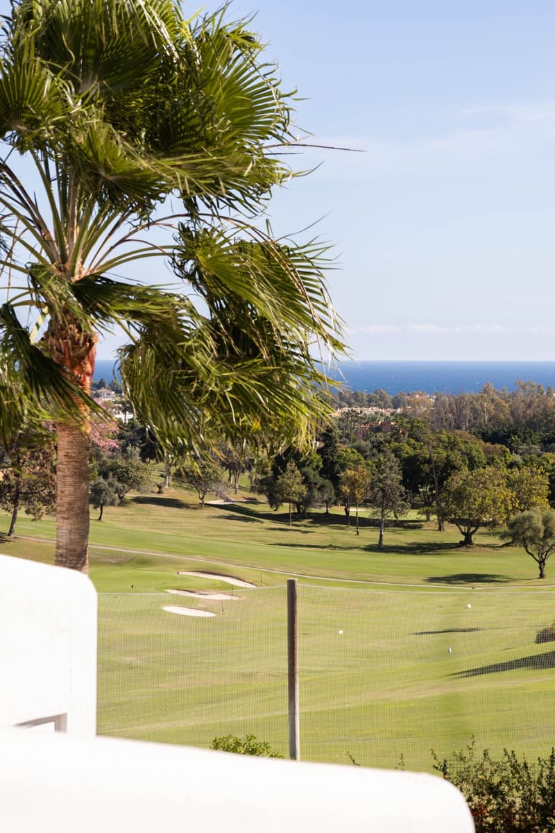 2 soveværelse Lejlighed til salg i Nueva Andalucia med swimmingpool - € 485.000 (Ref: 9972648)