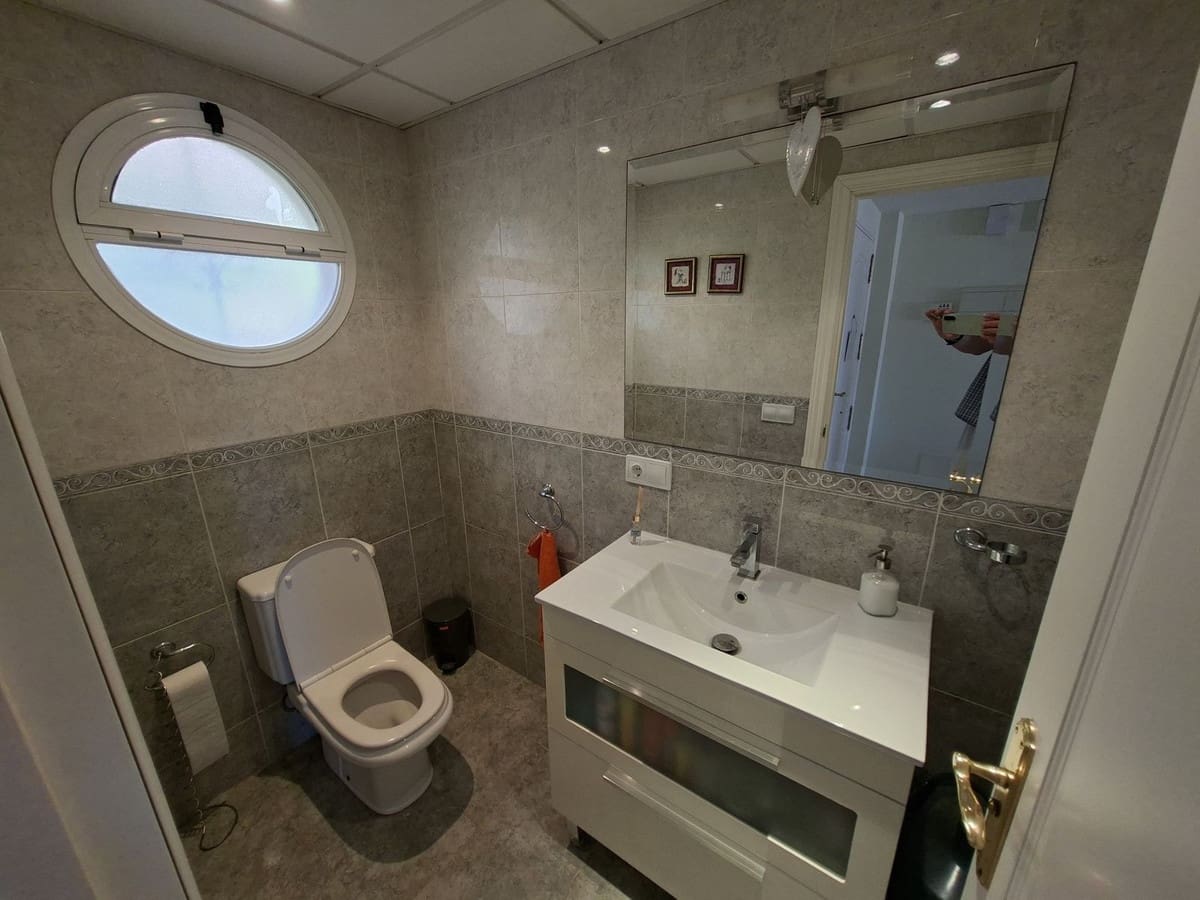 3 bedroom Townhouse for sale in La Duquesa / Puerto de la Duquesa with pool garage - € 430,000 (Ref: 9972650)