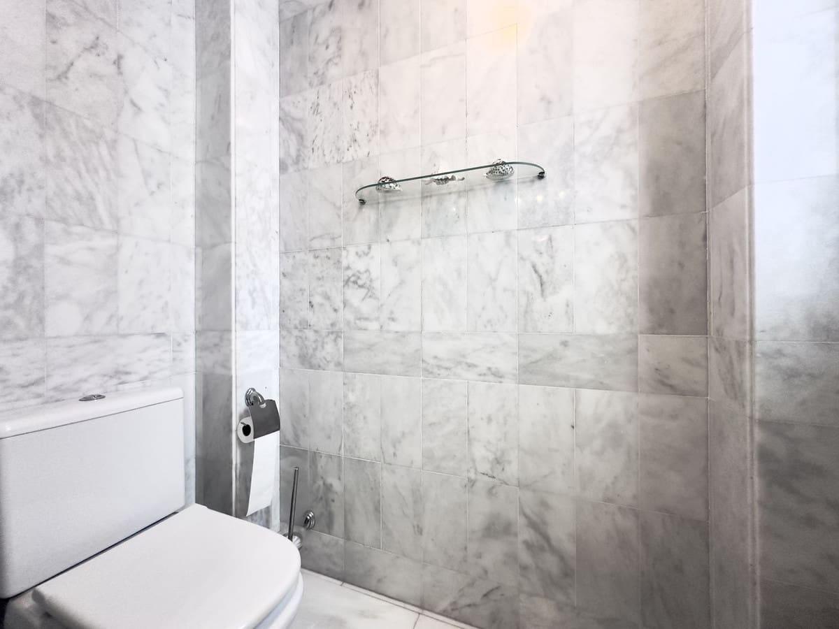 2 soveværelse Lejlighed til salg i Nueva Andalucia med swimmingpool - € 435.000 (Ref: 9972656)